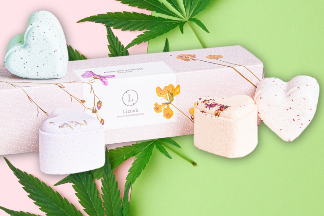 Coffret cadeau de 5 pastilles de douche CBD à la lavande en forme de cœur