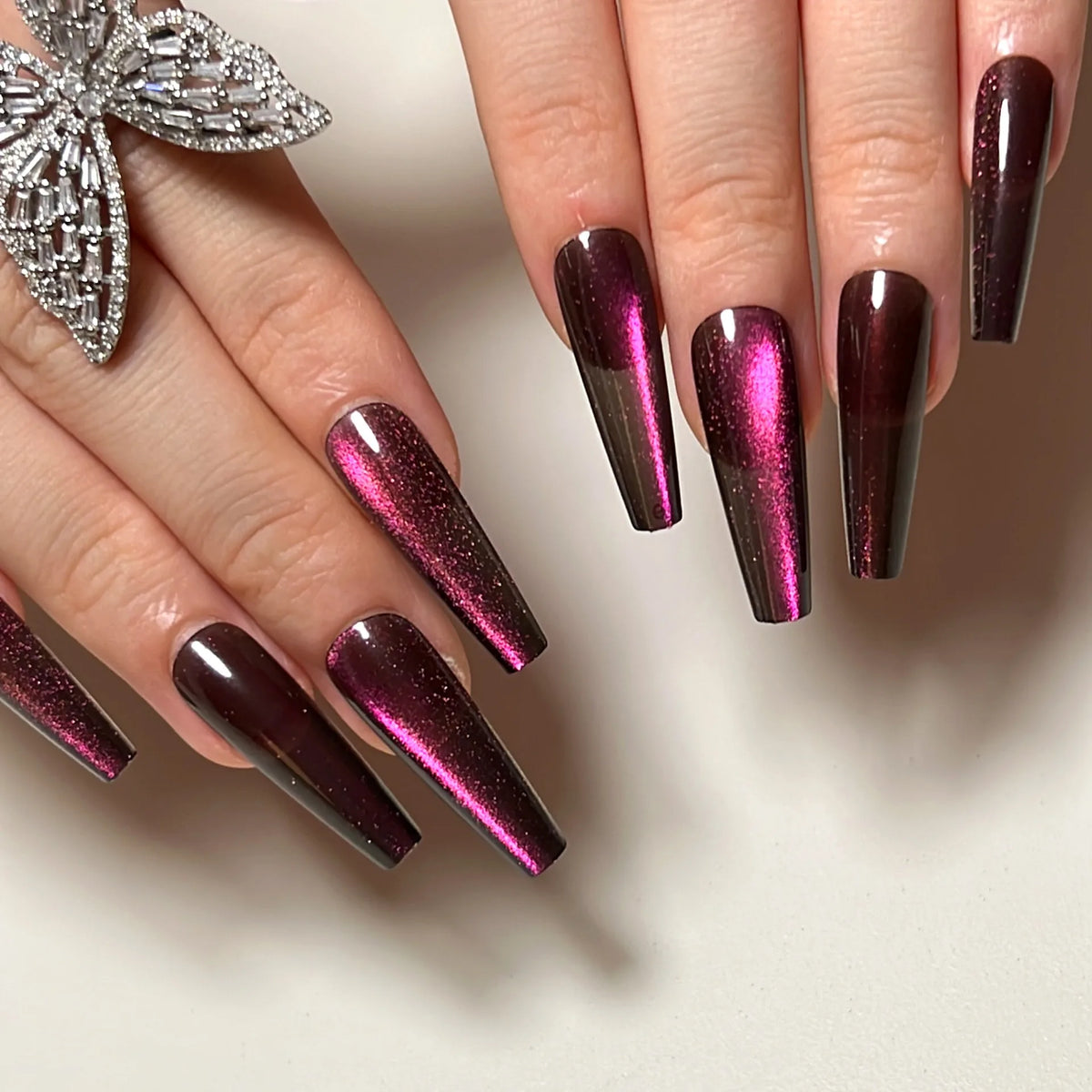 Lot de 24 faux ongles en acrylique courts et arrondis