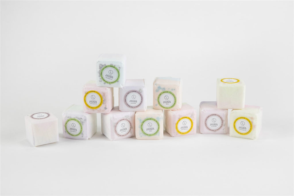 Coffret cadeau de 12 galets de douche – Aromathérapie naturelle