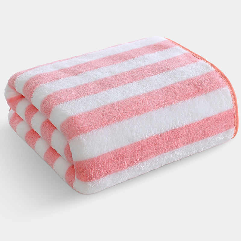 Serviettes de bain douces et absorbantes