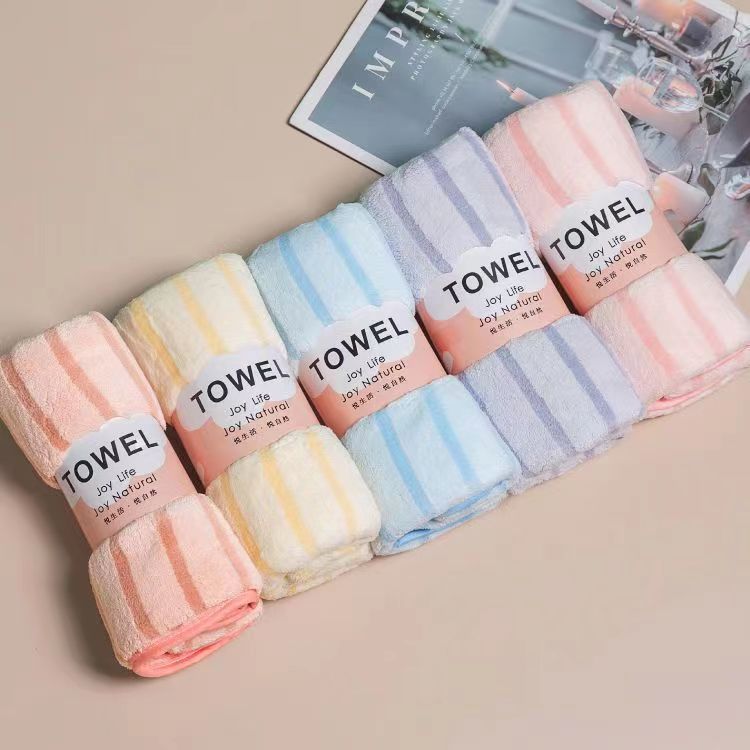 Ensemble de serviettes douces à rayures – Plusieurs couleurs